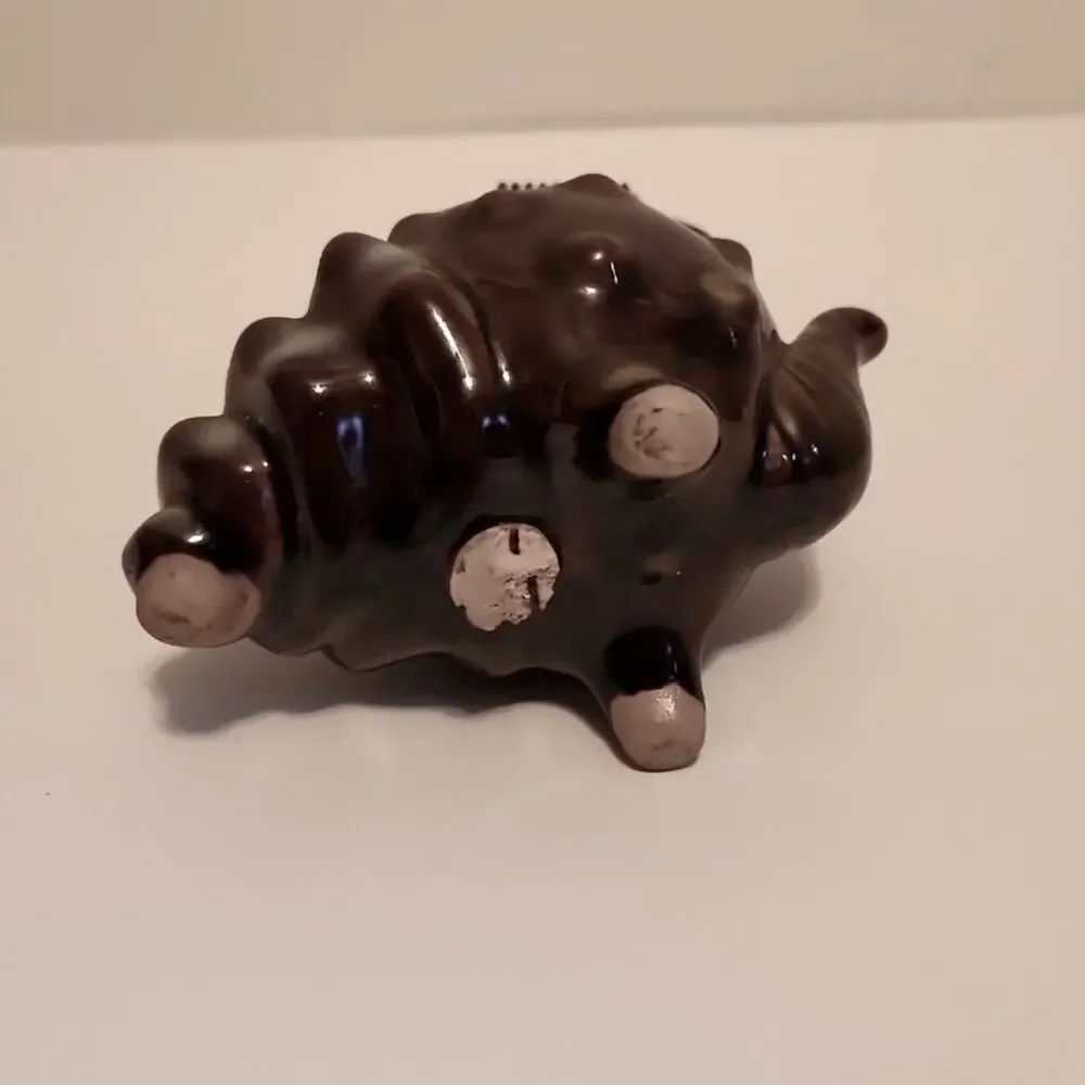 Vintage Conch Shell Salt & Pepper‎ Shakers With Trunk & Metal Carrying Handle